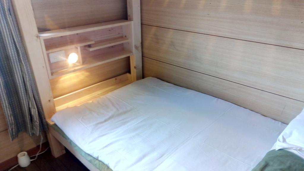Teishaba Guesthouse&Cafe Фудзиёсида Экстерьер фото