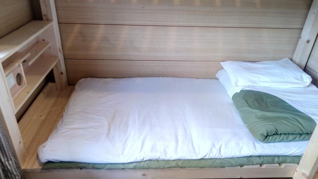 Teishaba Guesthouse&Cafe Фудзиёсида Экстерьер фото